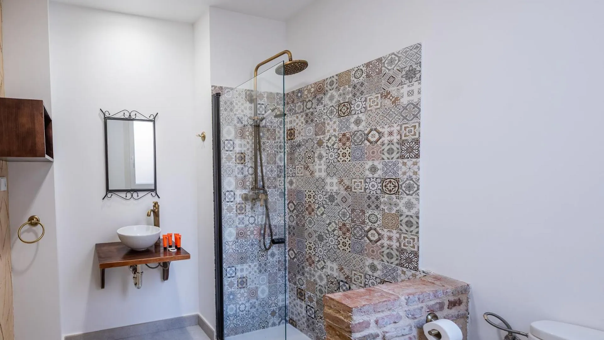 KHARooms Málaga Boutique Adults Recommended 3*,
