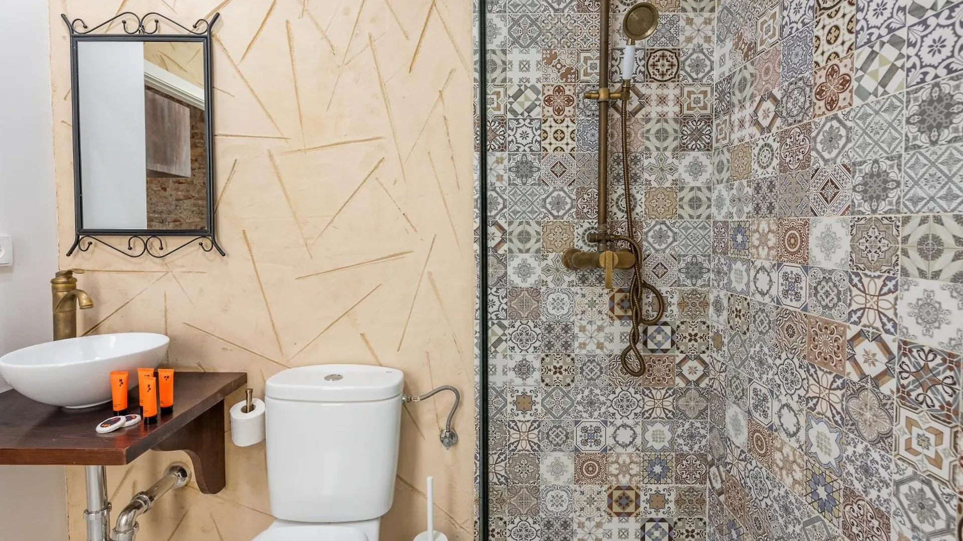 KHARooms Málaga Boutique Adults Recommended