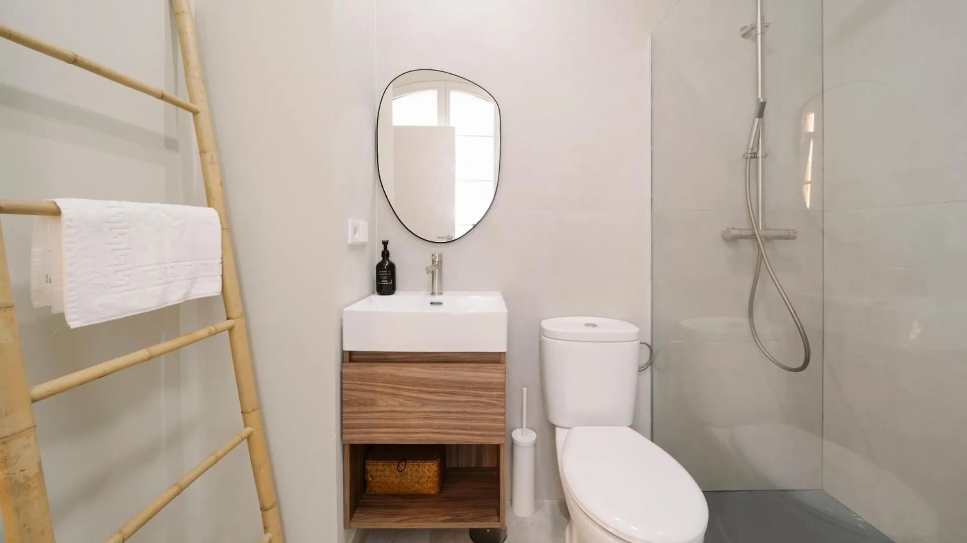 KHARooms Málaga Boutique Adults Recommended